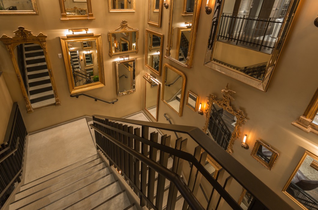 Restoration Hardware shares plunge after surprise first-quarter loss