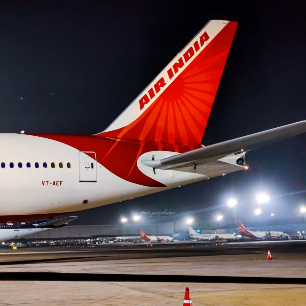 Air India receives first of their leased Boeing 777-200LRs - Live From ... Air India receives first of their leased Boeing 777-200LRs - Live From ...