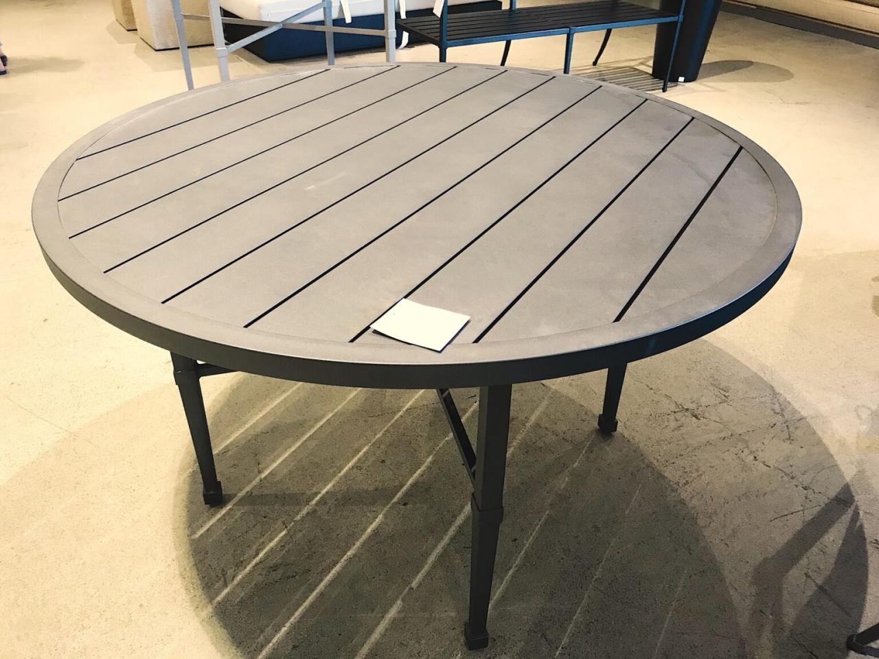 Restoration Hardware Outlet: Vacaville, CA - That Outlet Girl Restoration Hardware Outlet: Vacaville, CA - That Outlet Girl